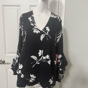 Vince Camuto Black and White Floral Blouse